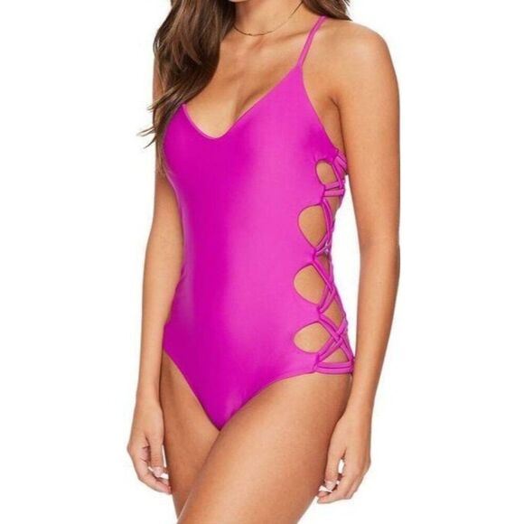 Body Glove Medium Smothies Cassie Bandeau One-Piece Swimsuit - New - Picture 1 of 5